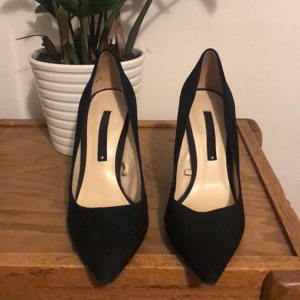 Black Zara suede pumps size 10
